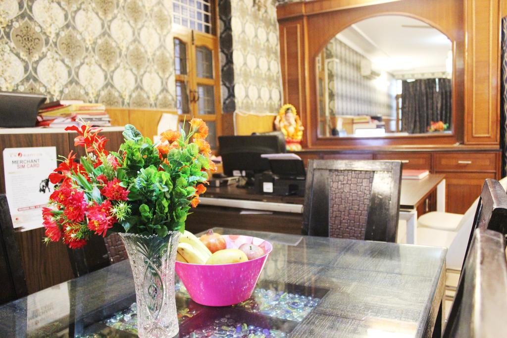 Hotel Delhi Marine Club C6 Vasant Kunj Nowe Delhi Zewnętrze zdjęcie
